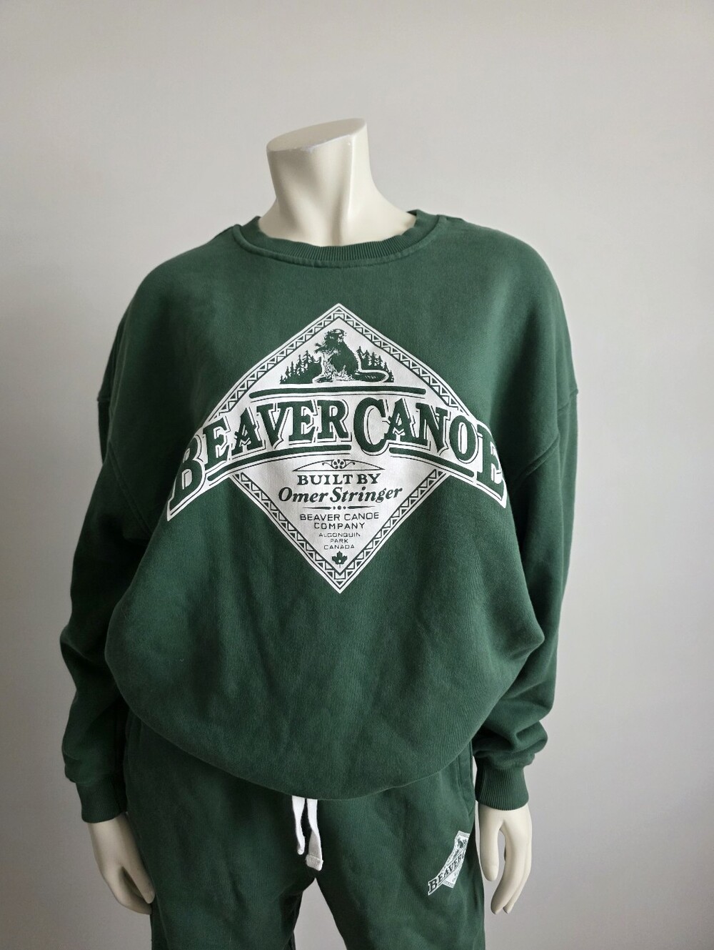 Roots Beaver Canoe Oversized Creneck Sweatshirt  XS Organic Cotton